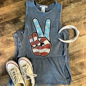 Women’s Sleeveless Knit Graphic MIDI Dress